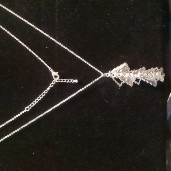 Macy's Holliday Lane Christmas tree tassel necklace with crystals . Fast ship - Picture 4 of 4